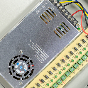 Fuente de alimentación para CCTV PNI STC30.2A