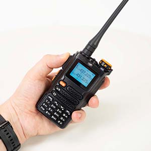 Stație radio portabilă VHF/UHF, dualband, Funcție VOX hands-free, Stație radio compactă și robustă, Stație radio pentru situații de urgență